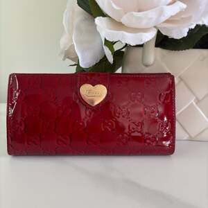 Gucci Red Guccissima Patent Leather Heart Continental Wallet